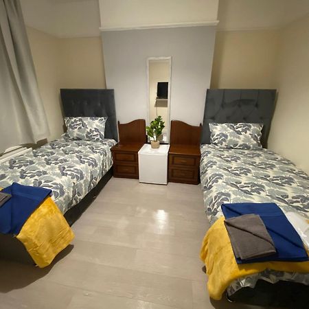 Denis Hostel Lincoln Luaran gambar