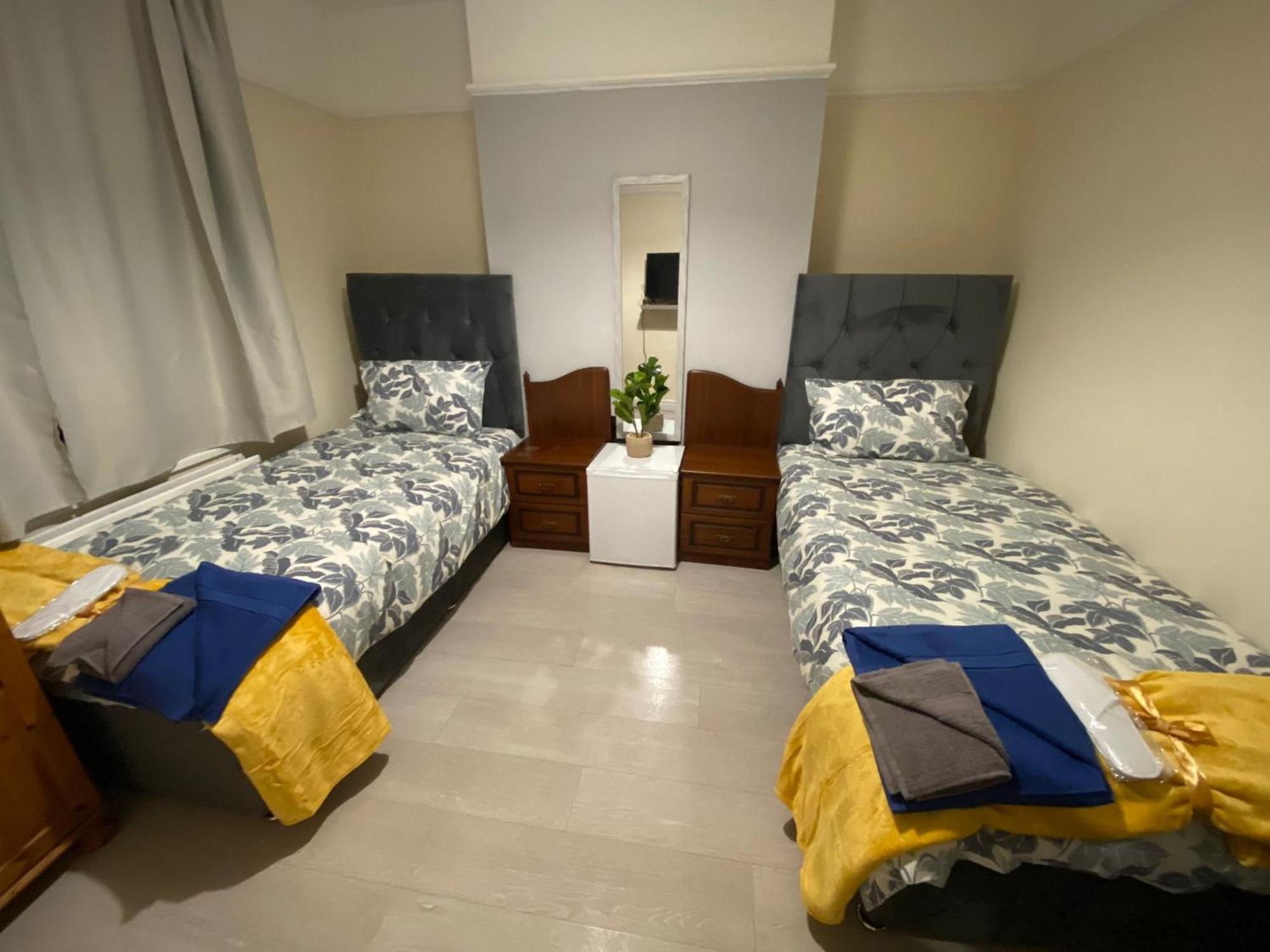 Denis Hostel Lincoln Luaran gambar